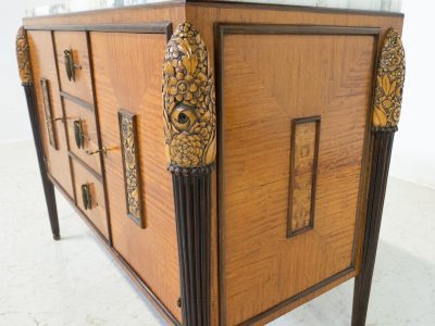 Detail of Paul Follot Art Deco chest of drawers - Galerie des Minimes