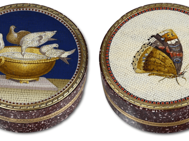 The two sides of a snuffbox are decorated with micromosaics by Giacomo Raffaelli: one is the Doves of Pliny and the other is a butterfly.