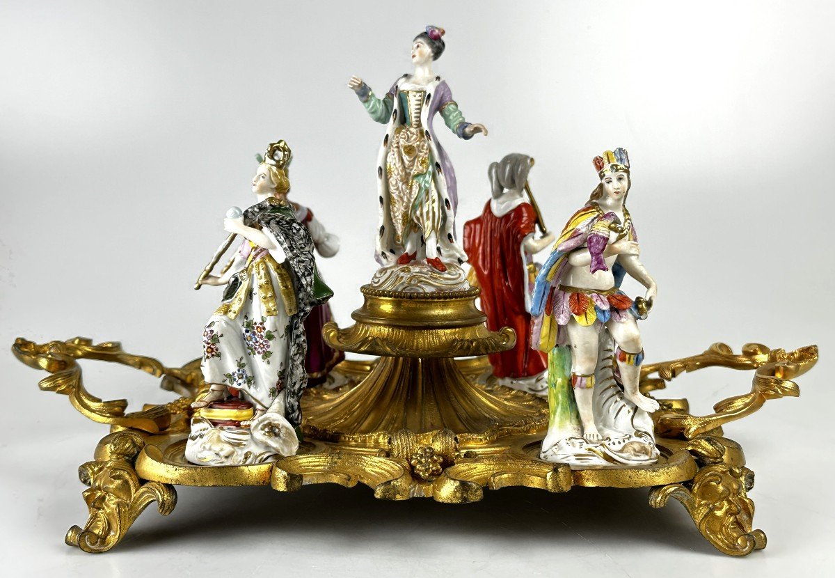 18th Century Germany , Antique Group Figurine Porcelain - Crown Over N