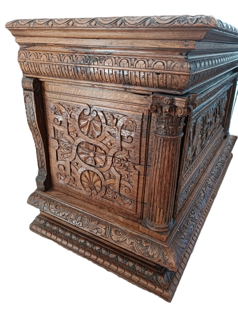 Renaissance Chest - Normandy - Oak - XVIIth Century-photo-3