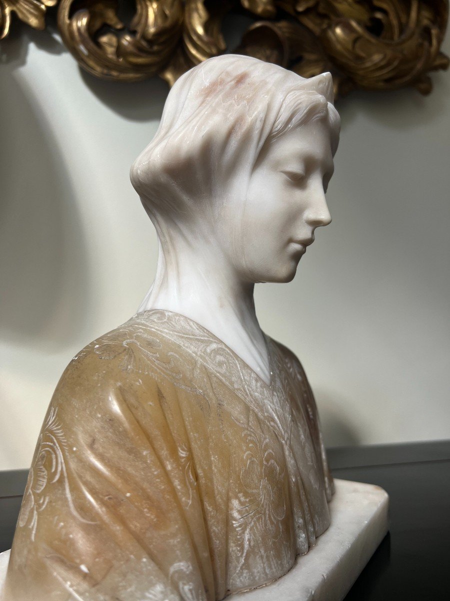 Alabaster Bust Of Beatrice-photo-2