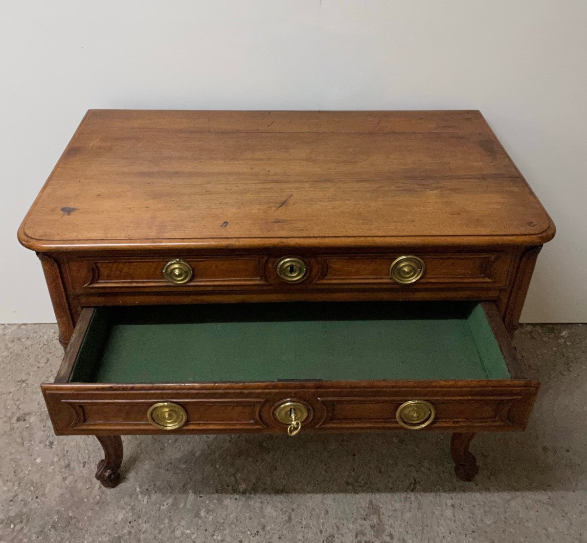 Provencal Wig Dresser In Walnut-photo-4