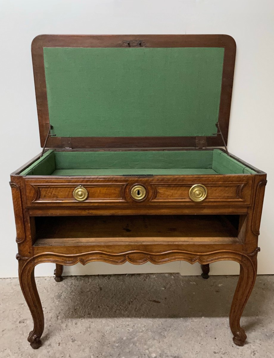 Provencal Wig Dresser In Walnut-photo-4