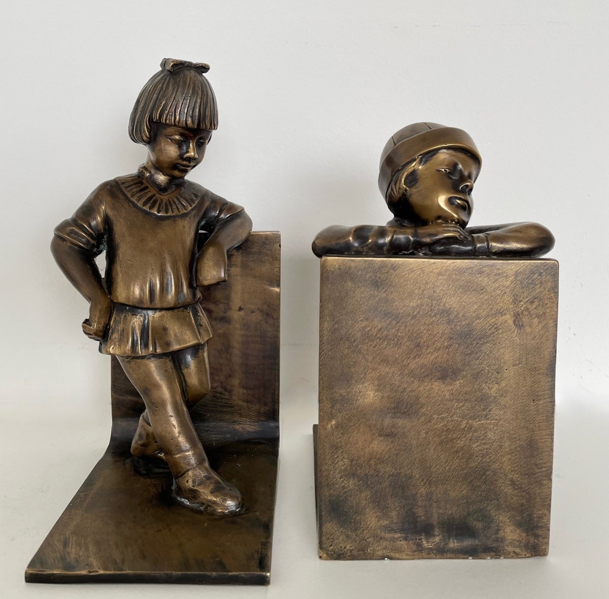 Enfants Des Années 60 , Paire De Serre-Livres En Bronze -photo-1