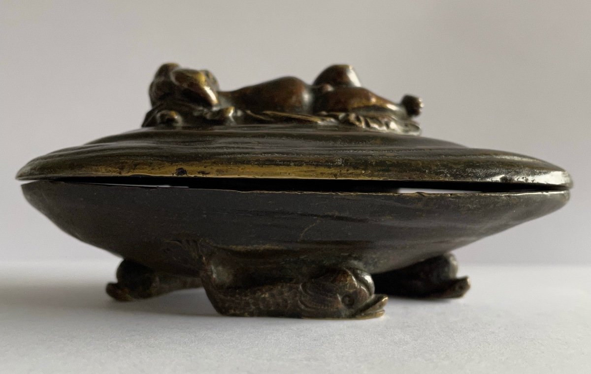 Putto On An Oyster, Small Bronze Box-photo-5