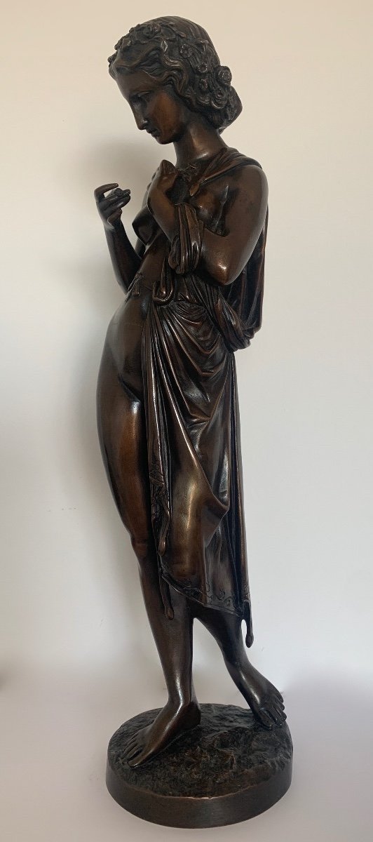 Sculpture En Bronze Représentant Une Femme à Moitié Drapée-photo-3