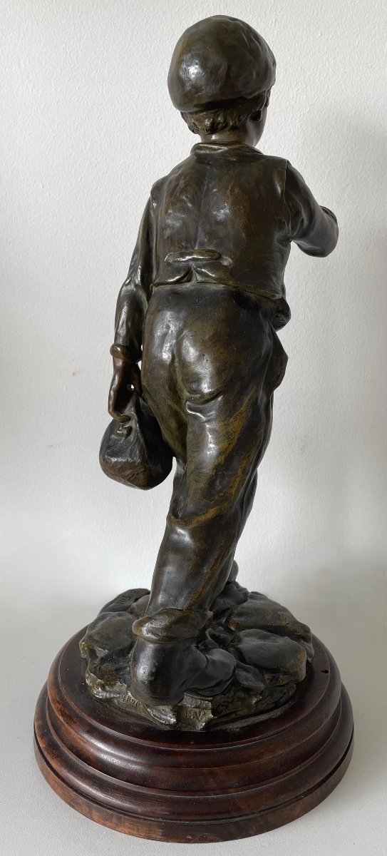 Young Man With A Pipe, Bronze Sculpture-photo-4