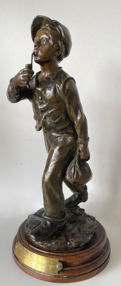Young Man With A Pipe, Bronze Sculpture-photo-2