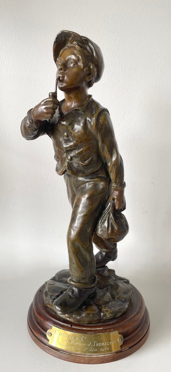 Young Man With A Pipe, Bronze Sculpture-photo-6