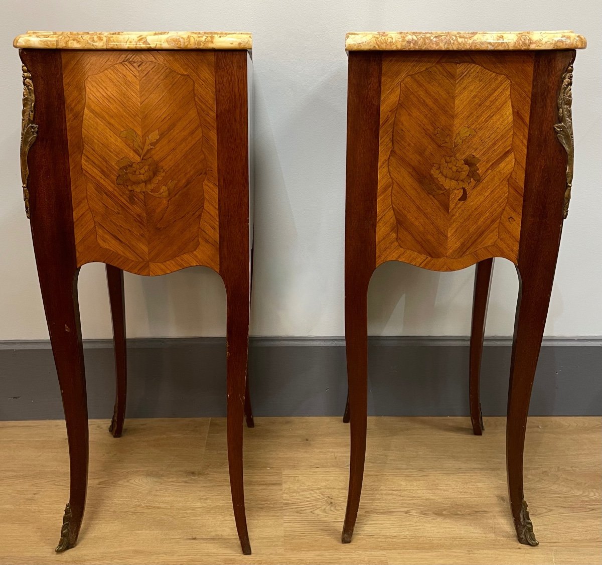 Pair Of Louis XV Style Bedside Tables-photo-4