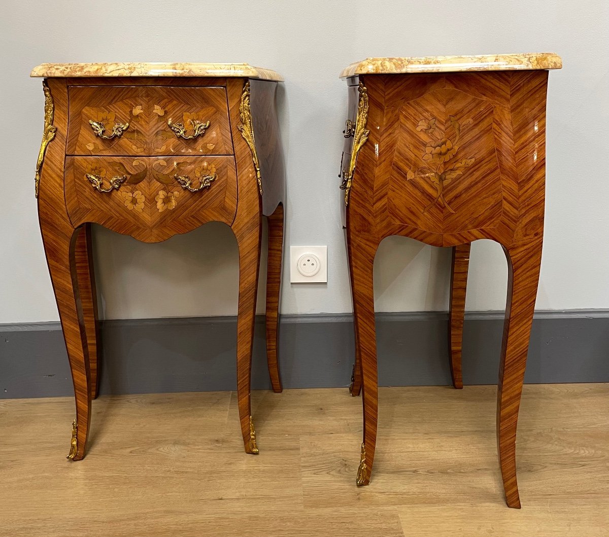 Pair Of Louis XV Style Bedside Tables-photo-4