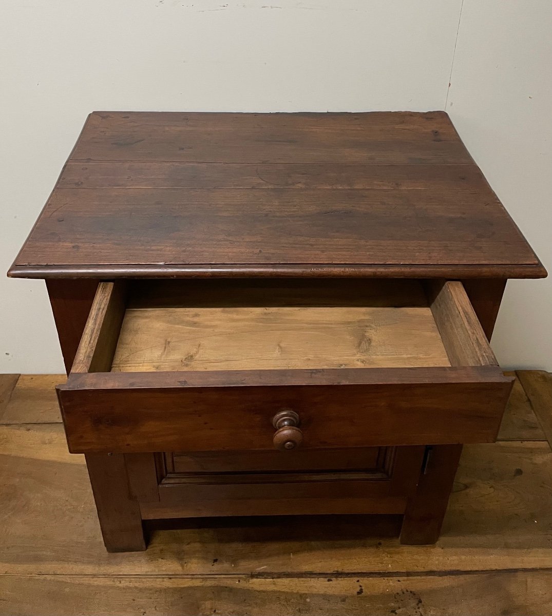 Small Walnut Community Furniture -photo-3