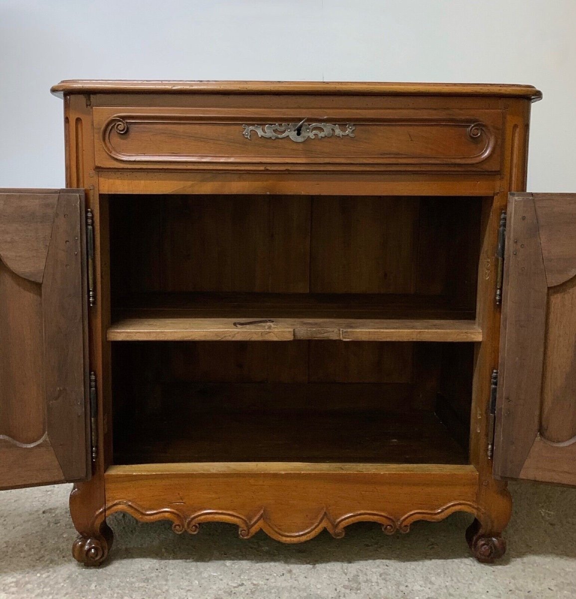 Small Walnut Sideboard From The End Of The 18th Century-photo-1