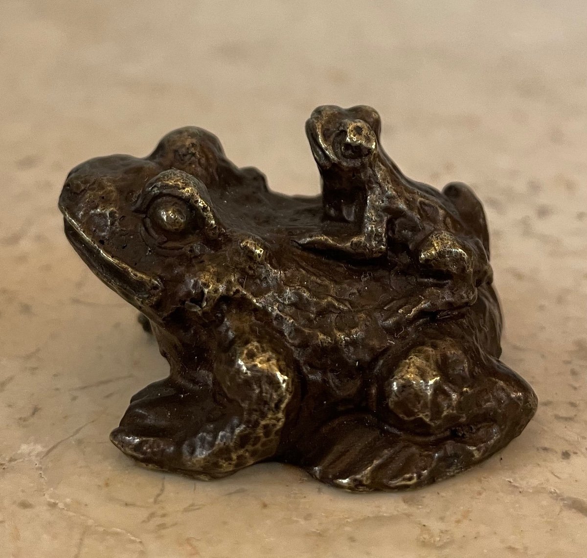 Sujet En Bronze la  Grenouille et le crapaud-photo-5