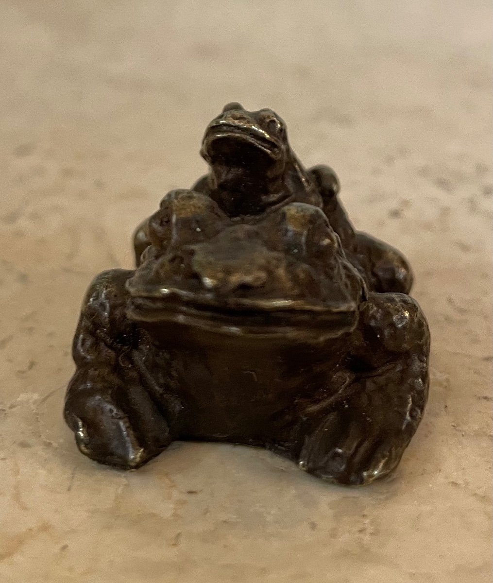 Sujet En Bronze la  Grenouille et le crapaud-photo-8