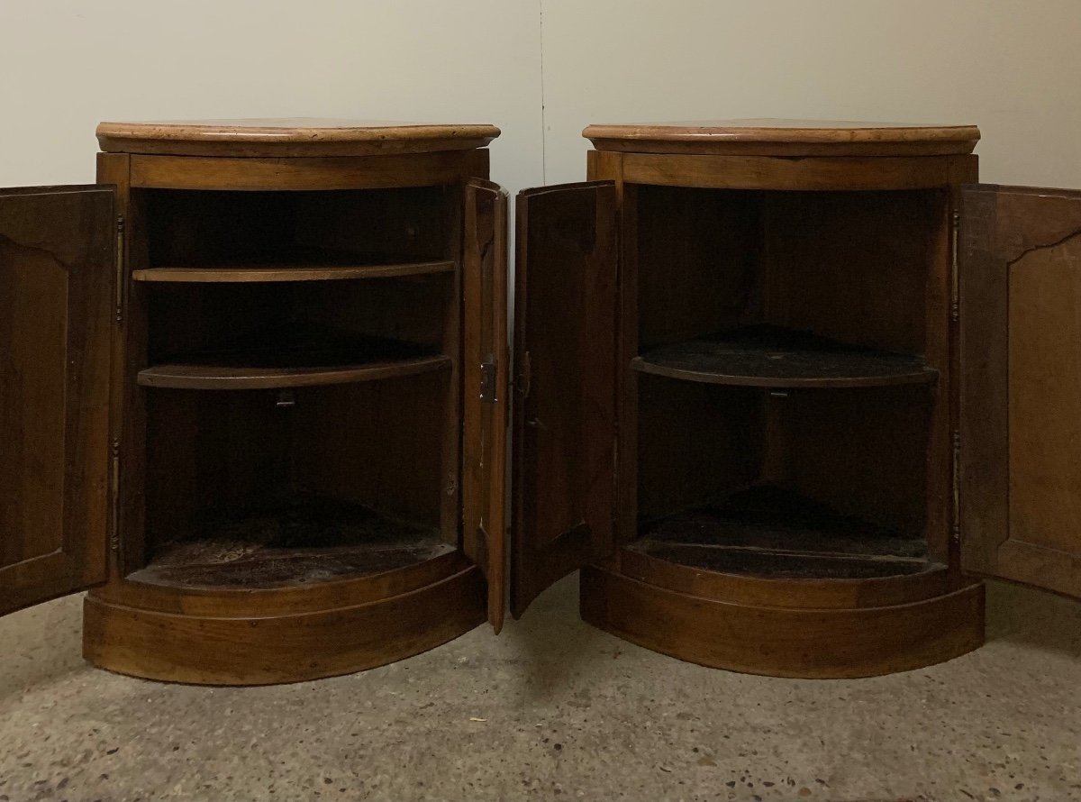 Pair Of Walnut Corner Cabinets From The Late 18th Century -photo-1