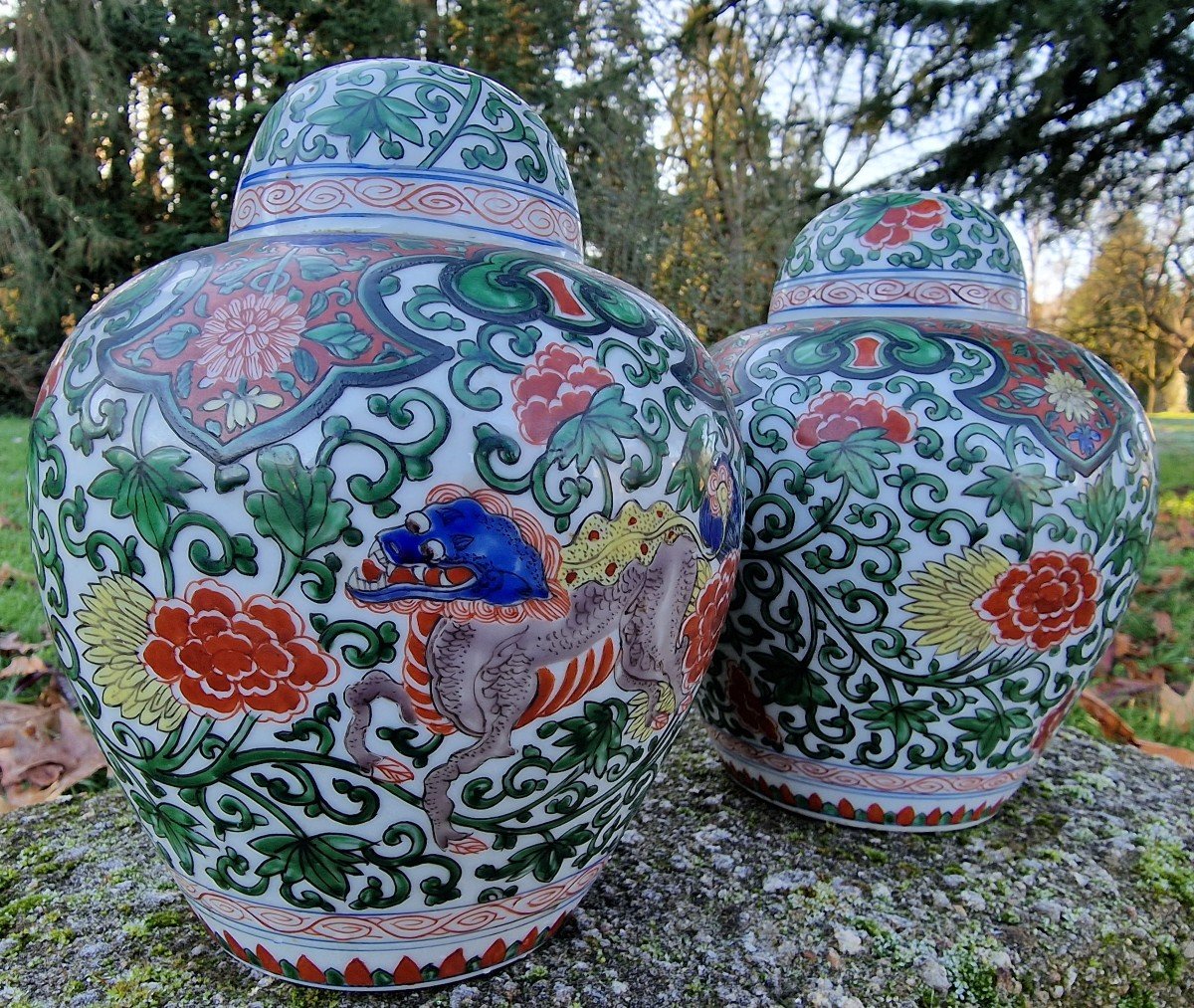 Pair Of Chinese Famille Verte Wucai Ming Dynasty Style Covered Pots Jar