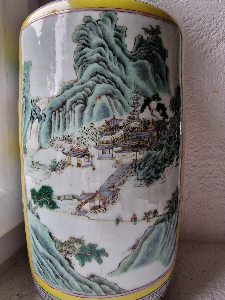 Large Chinese Famille Rose Porcelain Vase Daoguang Brand Decors And Medallions Yellow Background-photo-4