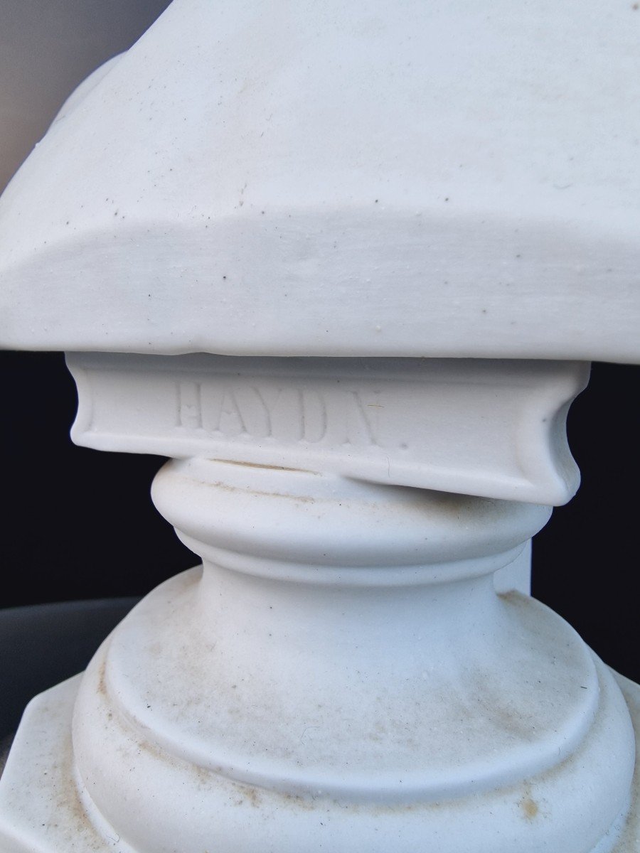 Pair Of Porcelain Busts Of Composers Franz Joseph Haydn And Johann Sebastian Bach-photo-5