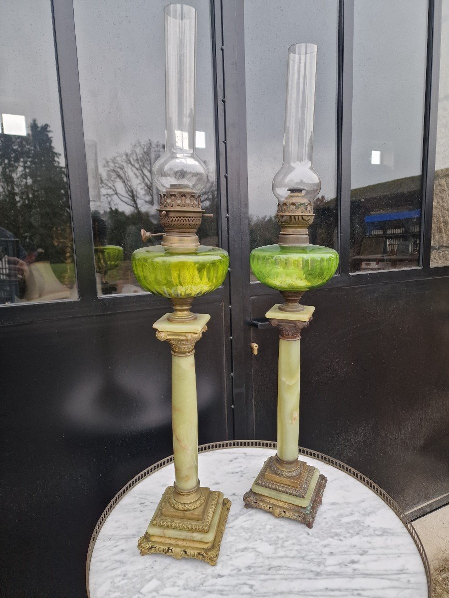 Paire De Lampes à Pétrole En Bronze Et Onyx Style Japonisant Fin 19ème 