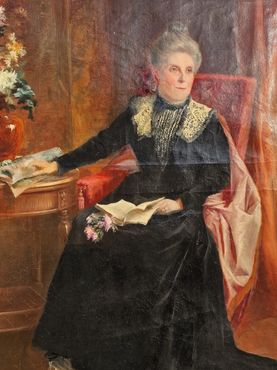 Portrait Of A Notable Bourgeois Woman Around 1900 Gueridon With A Bouquet Of Flowers Desliens Sisters.-photo-4