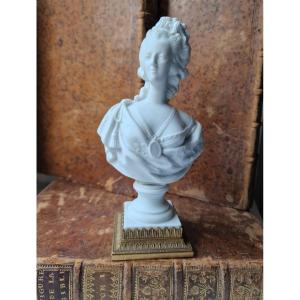 Bust Of Queen Marie Antoinette In Biscuit Porcelain Brand Sèvres Pajou Bronze Mount 