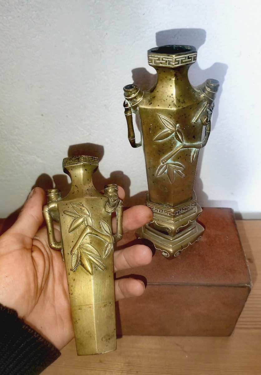 Pair Of Thick Bronze Vases + A Stand, Bamboo Decor, Vietnam 19th Century-photo-5