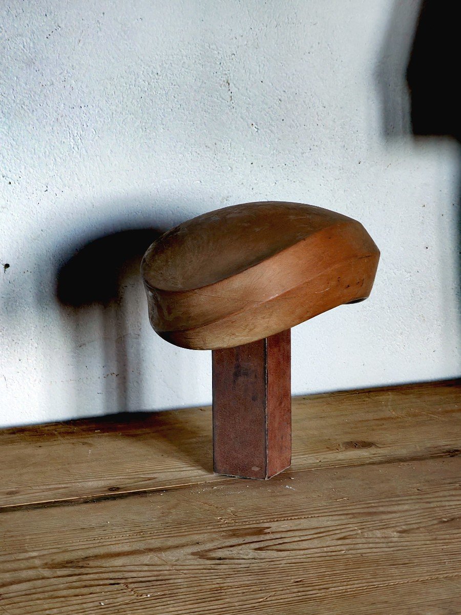 Pretty Hat Shape, Wooden Milliner's Mold, Worker Item Circa 1910-1930-photo-2