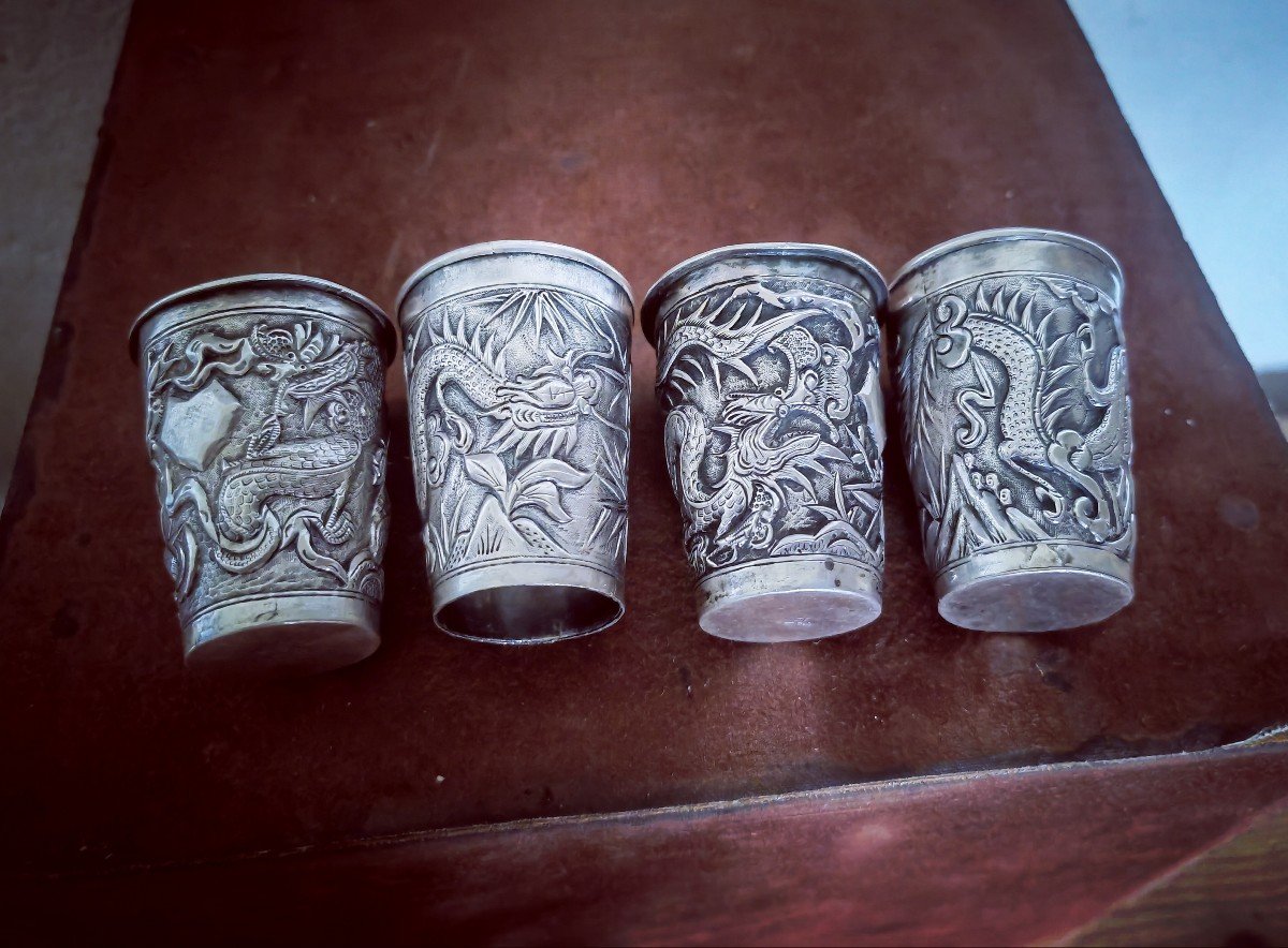 4 Alcohol Cups, Sterling Silver, Vietnam 19th Century, Dragon & Coat Of Arms -photo-2