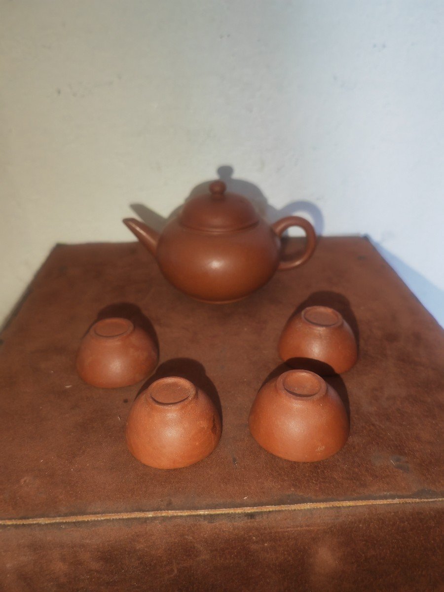 Pretty Miniature Terracotta Teapot From Yixing, And 4 Bowls, Chinese Early 20th Century -photo-2