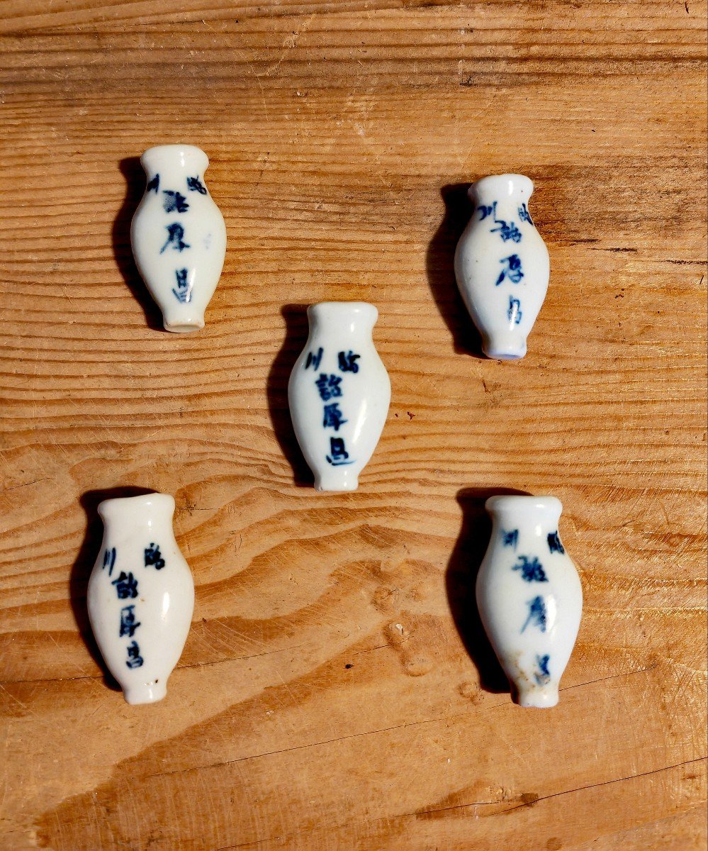 Pots à Onguent, ou Tabatières, Porcelaine de Chine Blanc Bleu, Rare Lot, XIXe Siècle ou Avant 