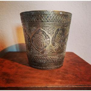 Beautiful Thick Goblet, Chiseled Bronze Or Brass, Characters In Medallions, Iran-syria, 19th Century