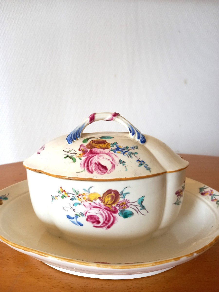 Porcelain Sugar Bowl: Chantilly XVIIIth Century.-photo-2
