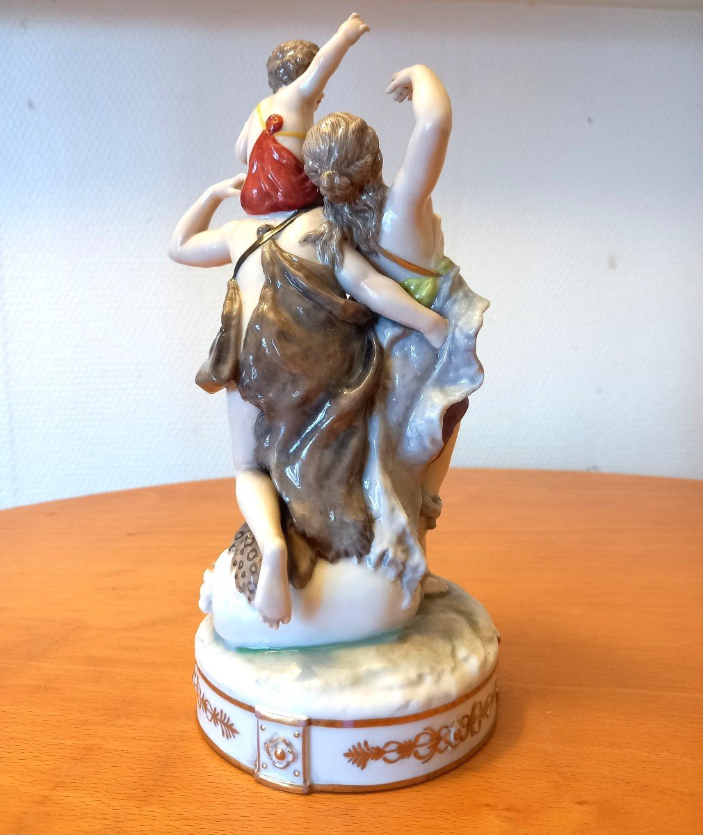 Groupe En Porcelaine: Capodimonte Italie XIXème Siècle.-photo-4