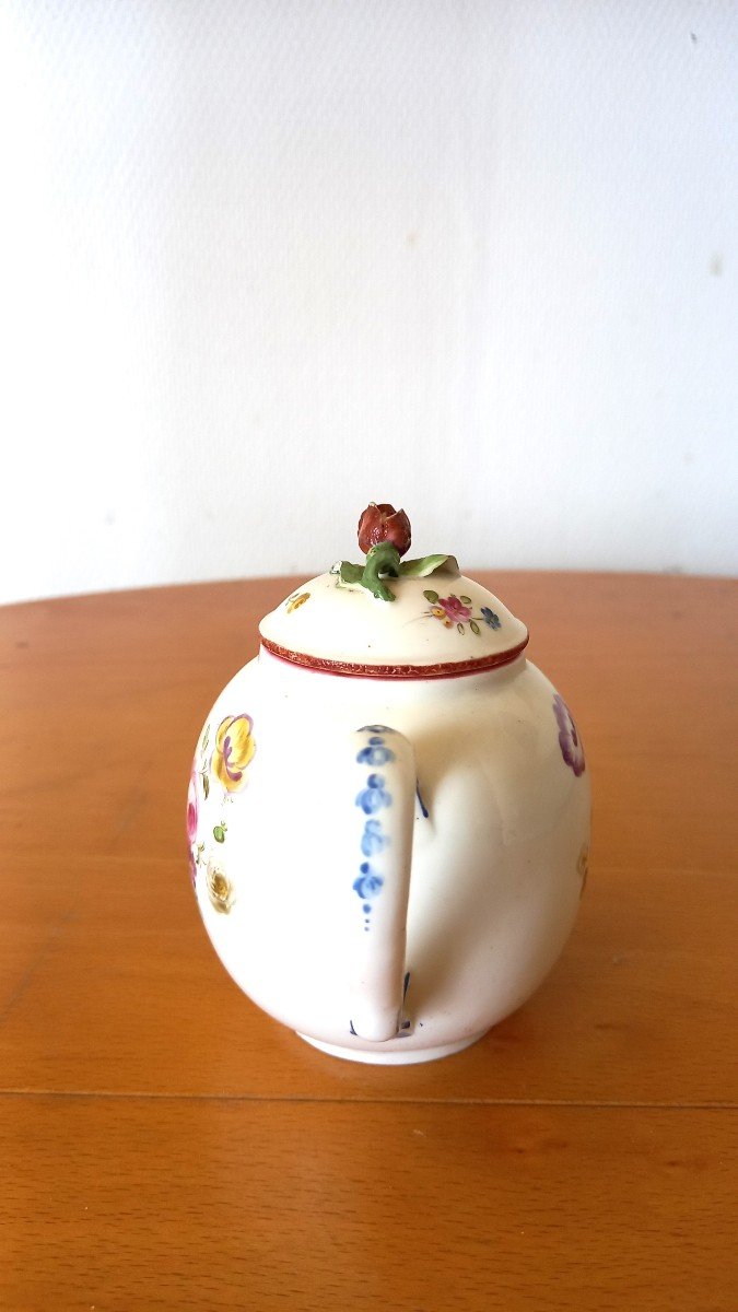 Porcelain Teapot: Mennecy 18th Century.-photo-4