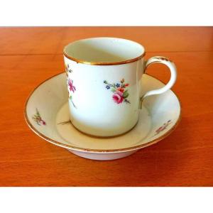 Tasse En Porcelaine: Niderviller XVIIIème Siècle.