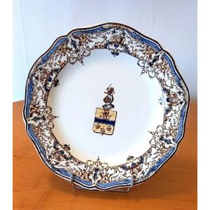 Earthenware Plate: Gien 19th Century.