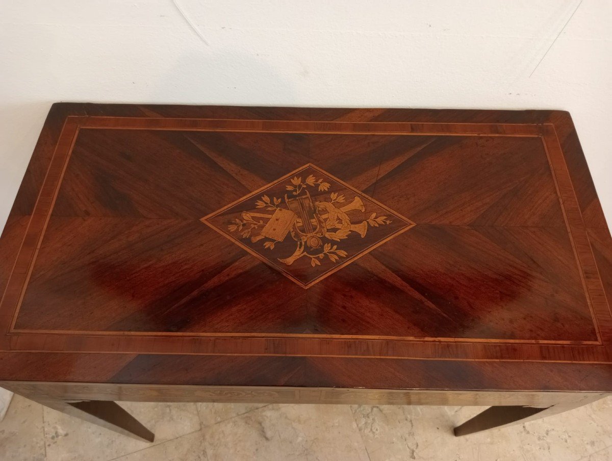 Inlaid Neoclassical Coffee Table-photo-1