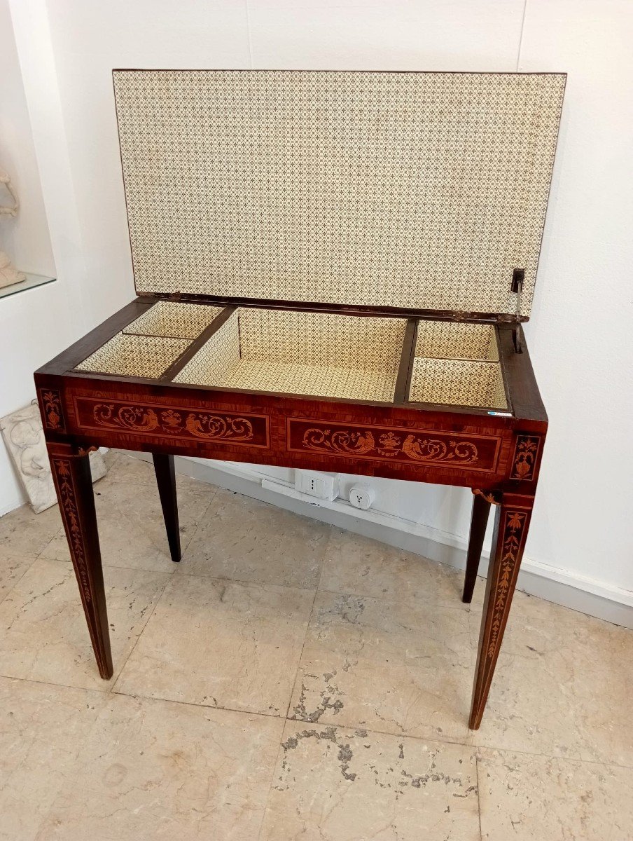 Inlaid Neoclassical Coffee Table-photo-5