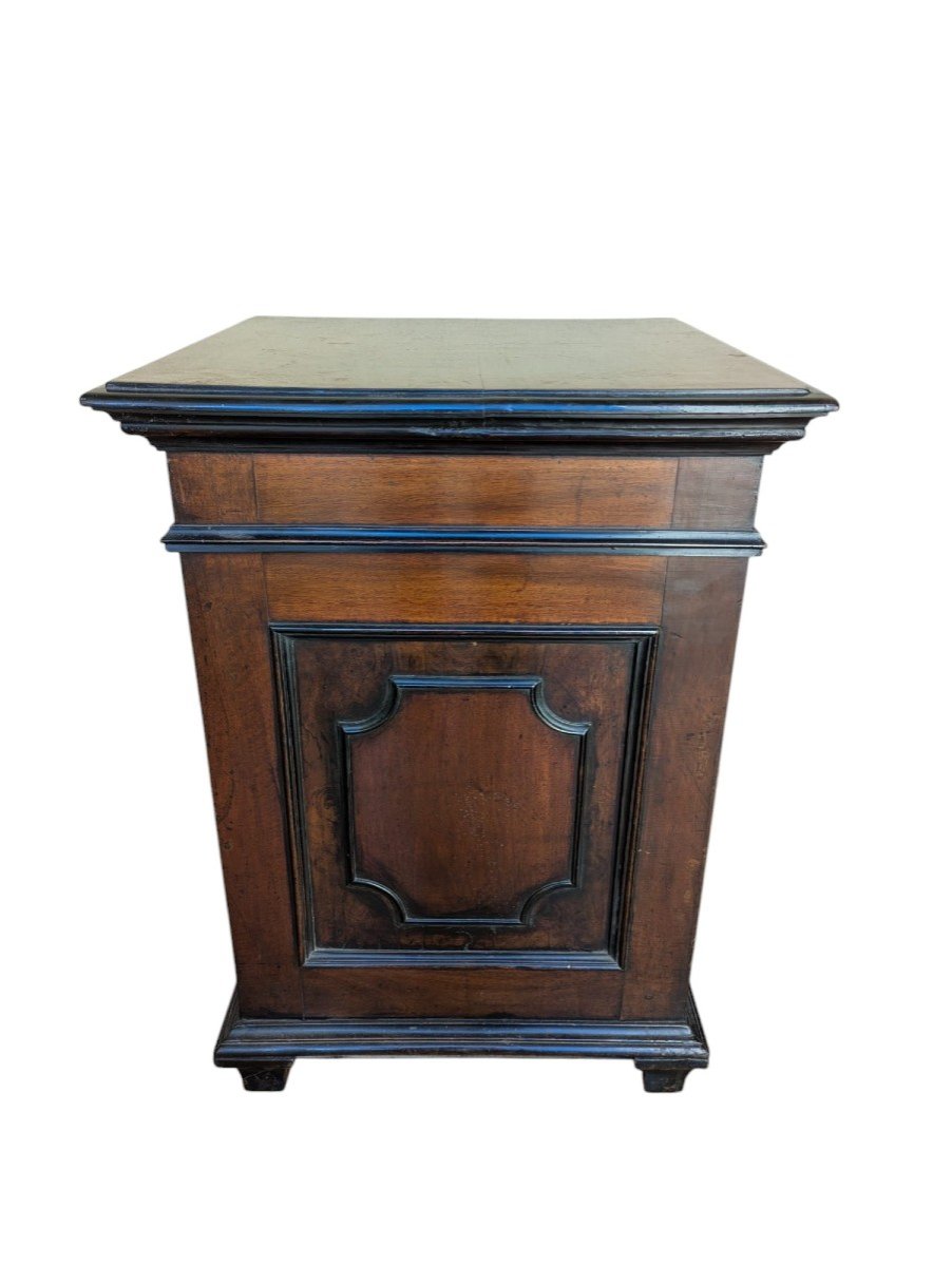 Column Cabinet-photo-2