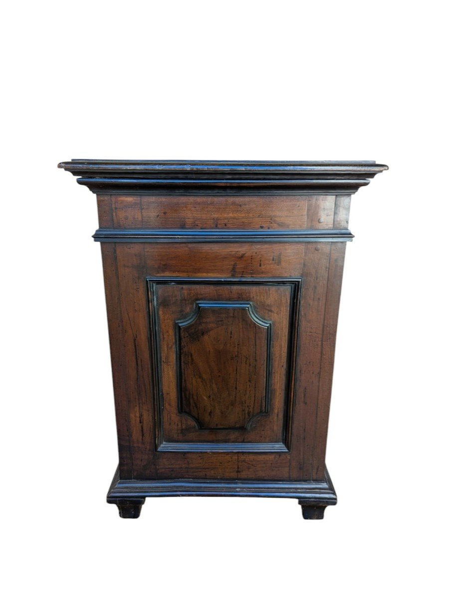 Column Cabinet-photo-4