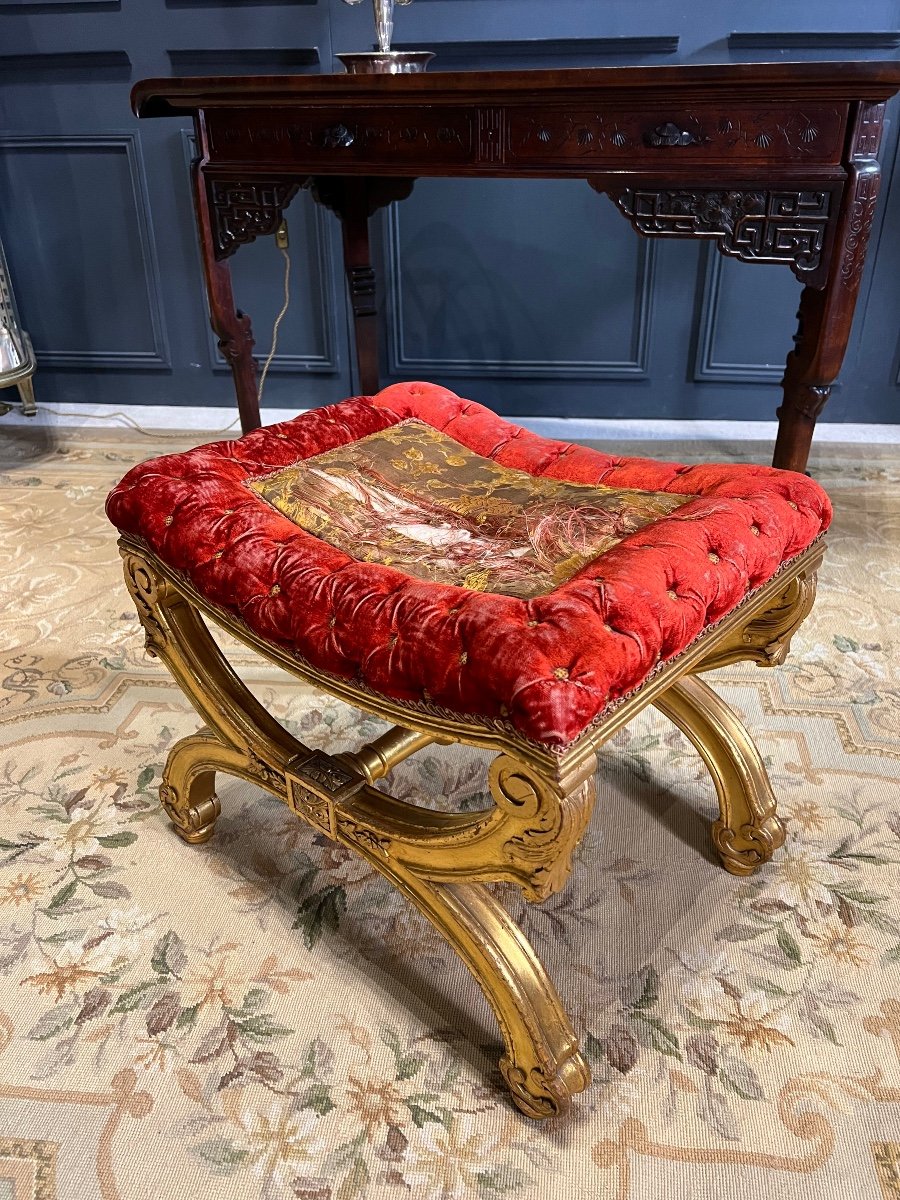 Napoleon III Style Stool In Gilded And Finely Carved Wood-photo-3