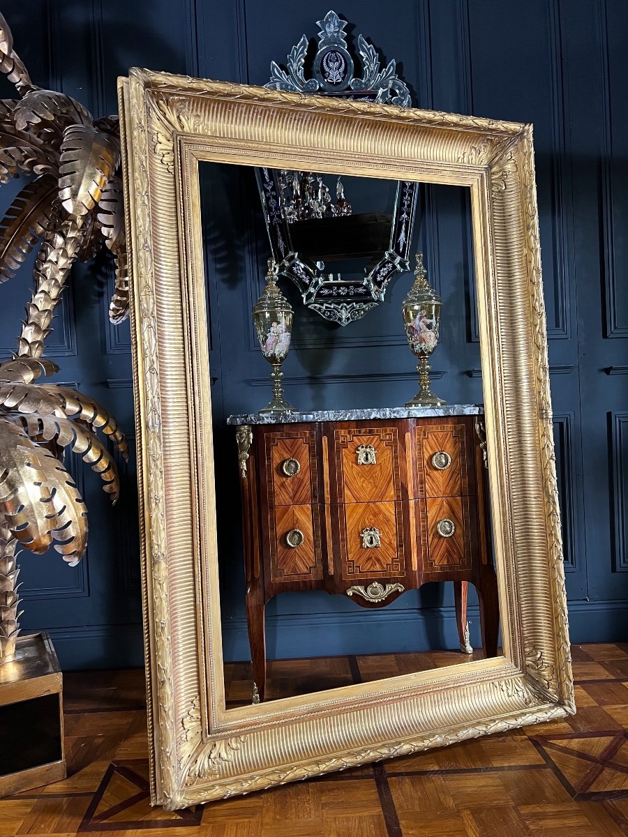 Large 19th Century Frame In Gilded And Carved Wood-photo-4