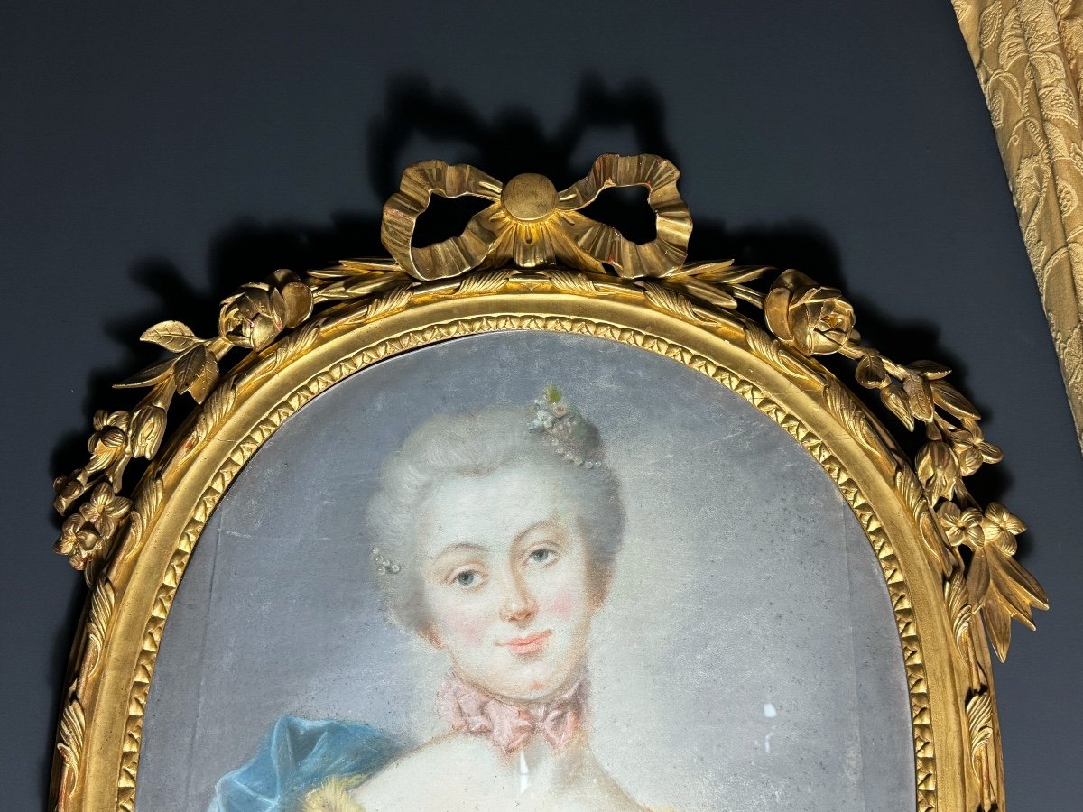 Pastel D’époque Louis XVI Attribué à Fredou Représentant le portrait d’une femme - XVIIIe-photo-1