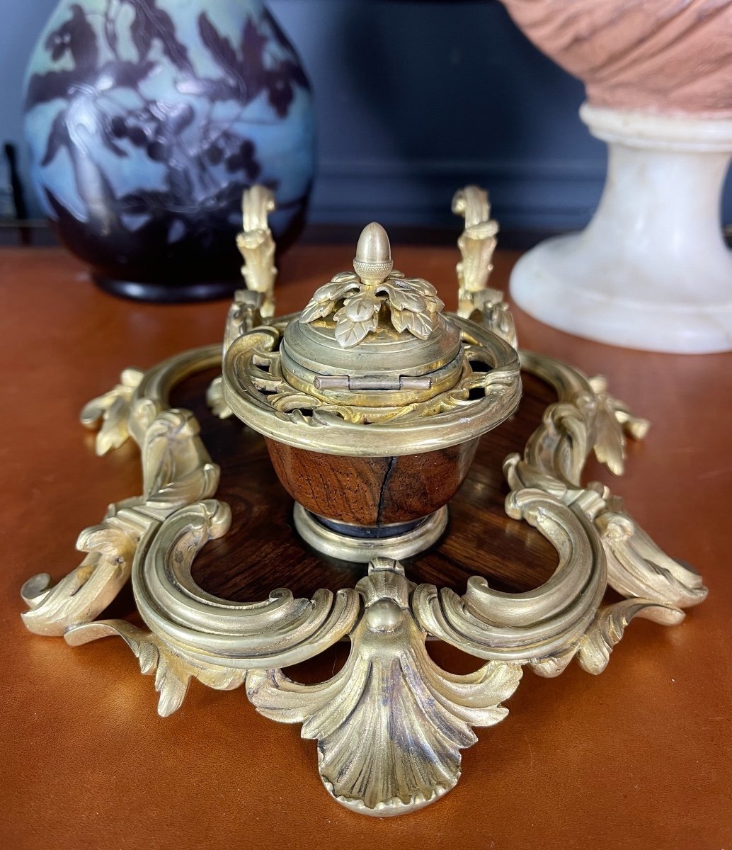 Maison Millet: Louis XV Style Desk Inkwell In Marquetry And Gilt Bronze - 19th Century-photo-1