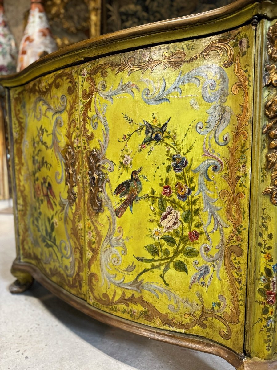 18th Century Venetian Buffet In Painted Wood With Bird Decor -photo-3