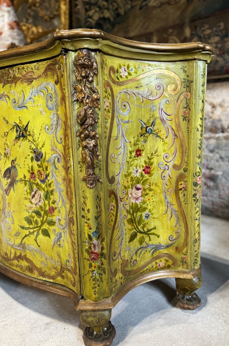 18th Century Venetian Buffet In Painted Wood With Bird Decor -photo-4