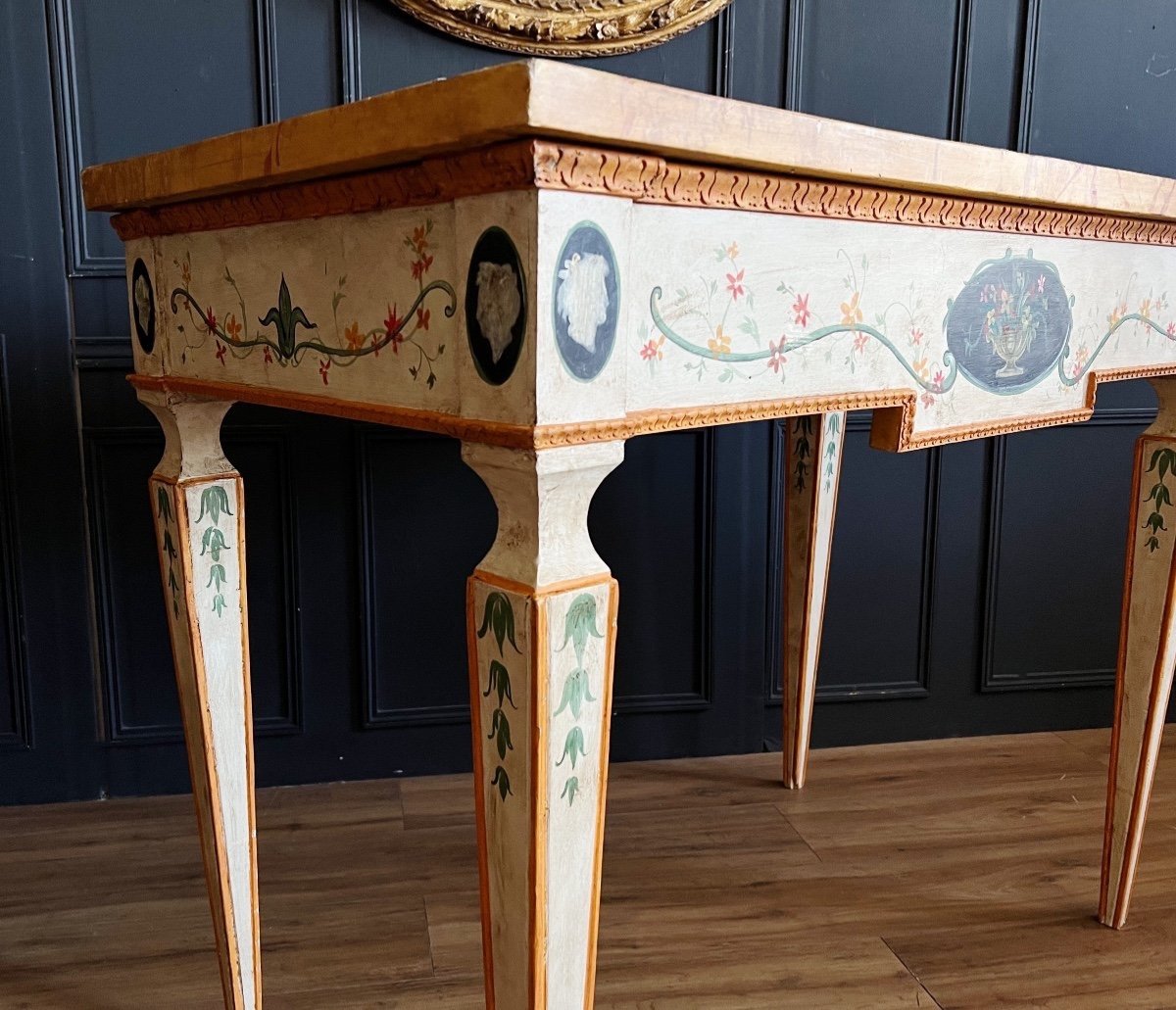 Pair Of Italian Painted Wood Consoles-photo-3