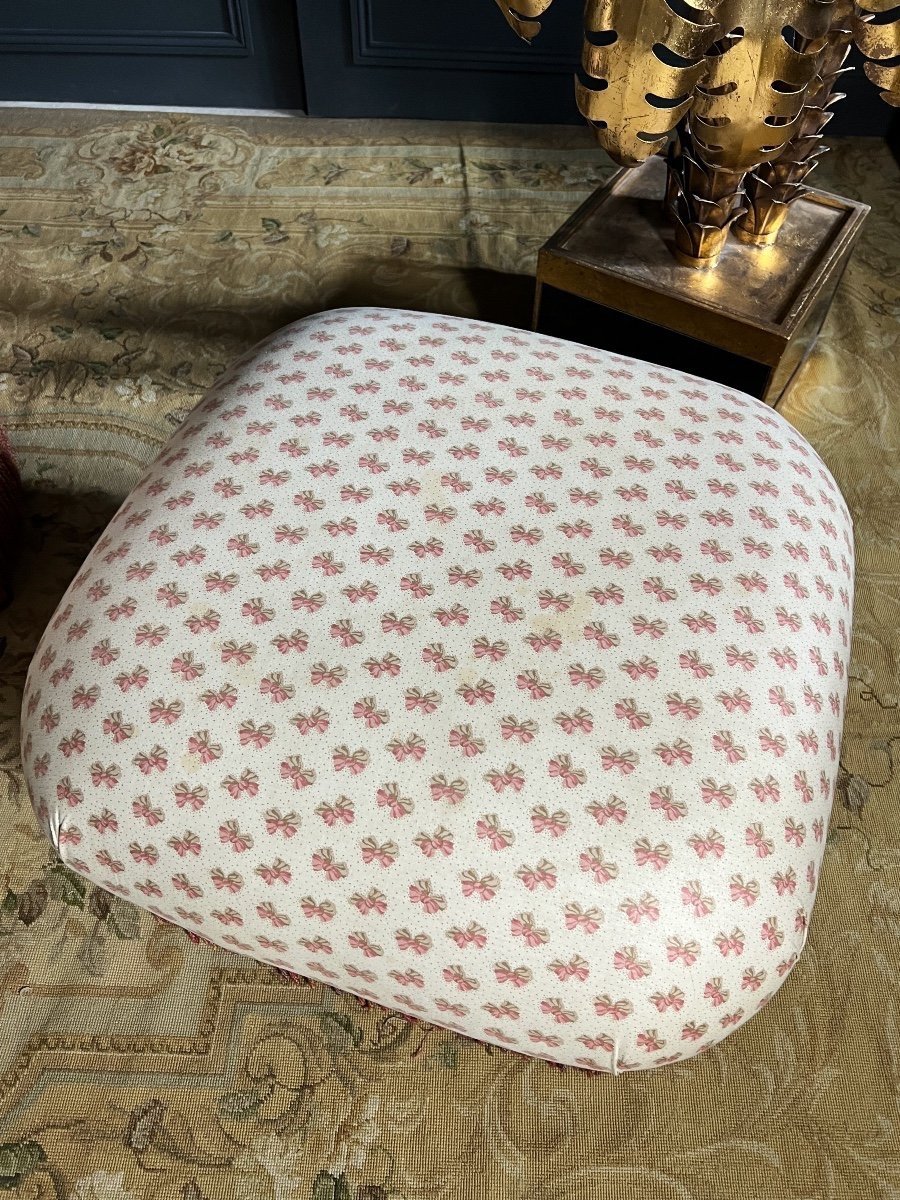 Fauteuil Et Son Pouf De Style Napoléon III à Décor De Noeuds Roses-photo-7