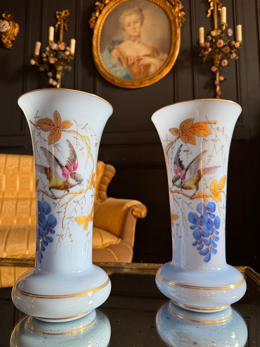 Paire De Vases D’époque Napoléon III En Opaline Bleu à Décor D’oiseaux -photo-2